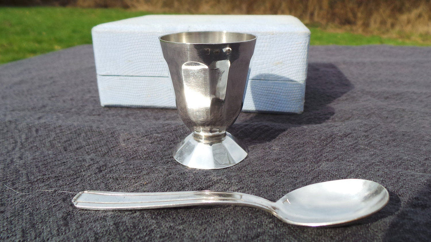 Boxed Silver Plate Egg Cup and Spoon French Vintage Hallmarked Spoon Breakfast Set Children's Petit Dejeuner Gift Set Christening Birthday