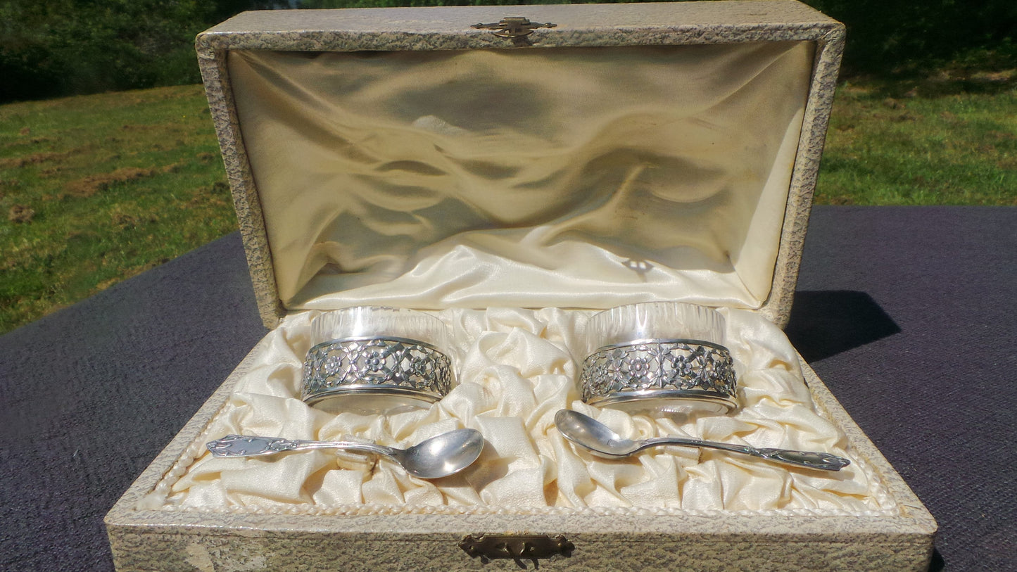 Boxed Solid Silver Salts Two Spoons Cruet Crystal Inserts Serving Set French Silver Minerva 2 800 Silver RS Salt Servers Salieres Salerons
