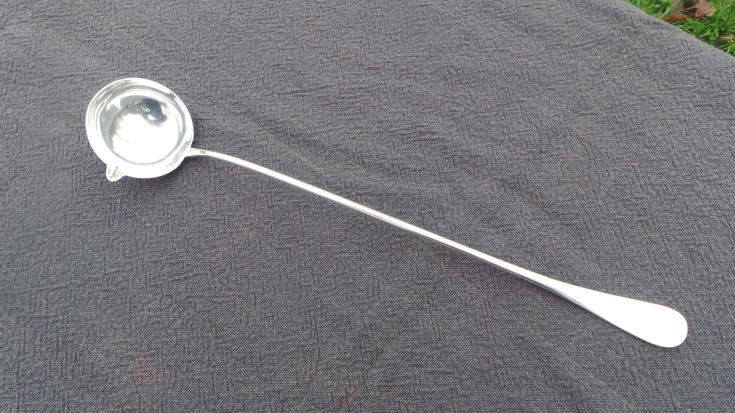 Ercuis Ladle O E 4 French Vintage Petit Sauce Ladle Toddy Ladle Makers Mark Ercuis Silver Plate Quality Handle Metaille Blanc Spoon Ladle