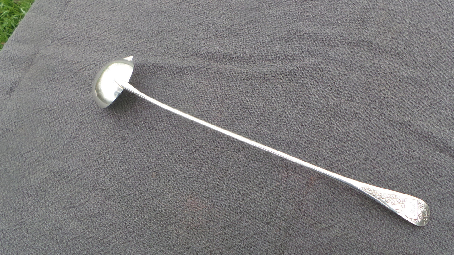 Ercuis Ladle O E 4 French Vintage Petit Sauce Ladle Toddy Ladle Makers Mark Ercuis Silver Plate Quality Handle Metaille Blanc Spoon Ladle