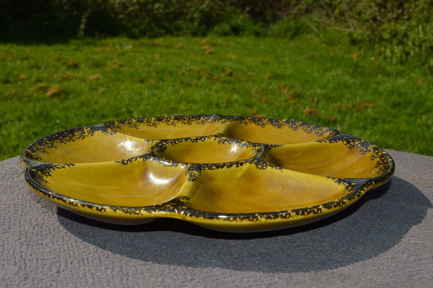 Oyster Plate Huitre Mussel Fish Plate Gien Green and Black Vintage French Super Condition Seafood Plate Shellfish Plate Oyster Plate