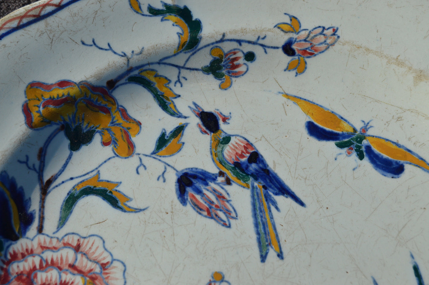 Gien Early Français Faience China Tin Glazed Ceramic Hand Painted Plate Années 1870 Corne d’abondance Corne d’Abondance Design Entièrement Marqué Authentique