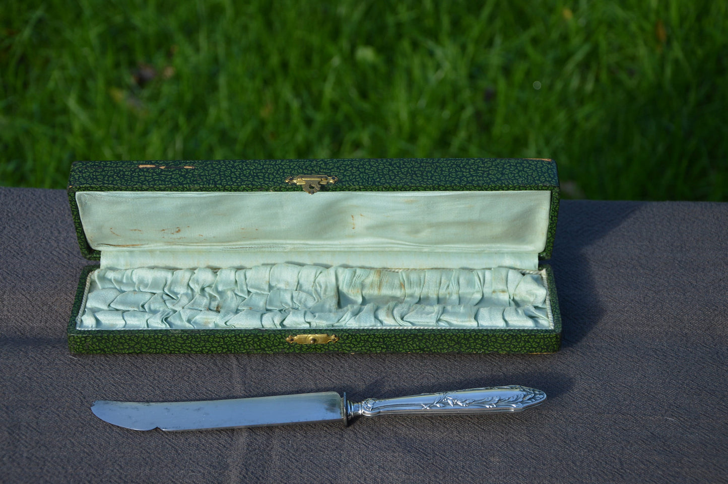 Patissier Carving Knife French Solid SILVER Cast Silver Handle Carbon Steel Blade Antique Hallmarked Minerva 950 Silver Marked Original Box