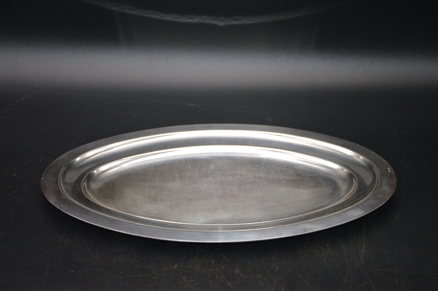 Plateau de service, assiette en argent, plateau de service, plaqué argent français, timbre des fabricants marqué, plateau plaqué argent, bosses mineures