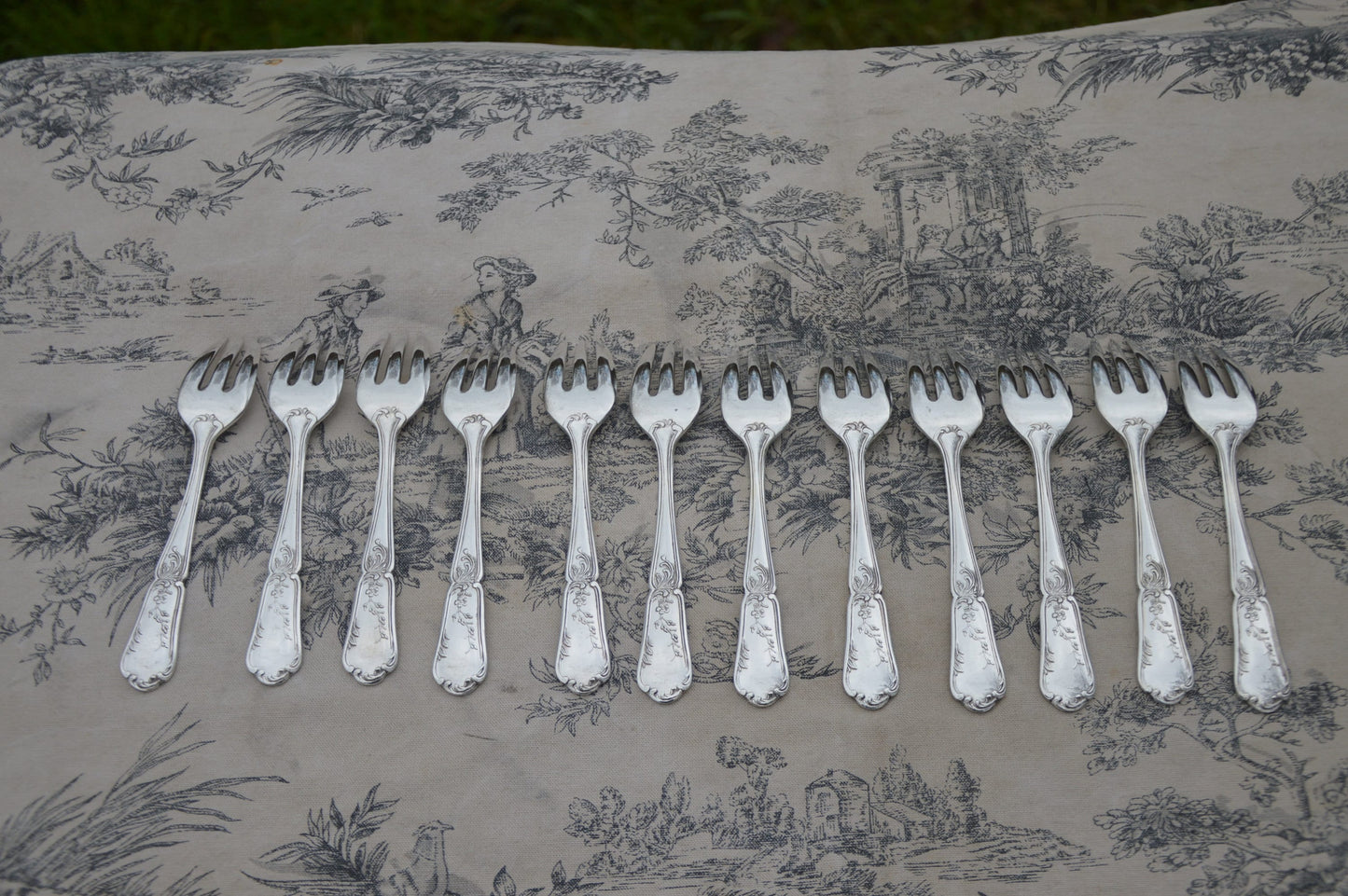 12 Cake Forks French Silver Plated Marked CB Vintage Cutlery Flatware Pudding Forks Dessert Forks Superb Condition