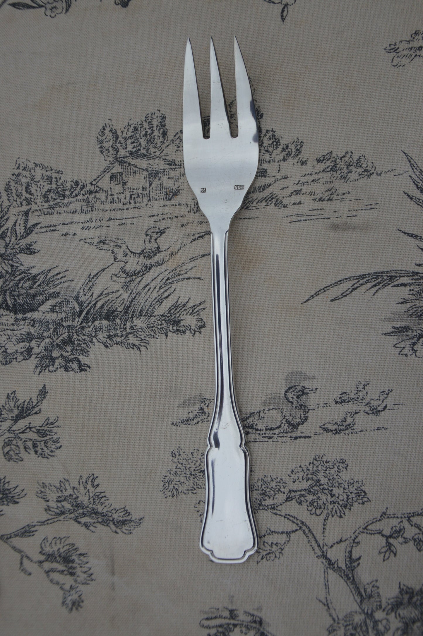Devouge Pierre Devouge & Dupont Paris Estampillé PD 12 6+6 Couteaux et fourchettes à poisson plaqué argent 'Métaille Blanc' Plaque d'argent entièrement marquée