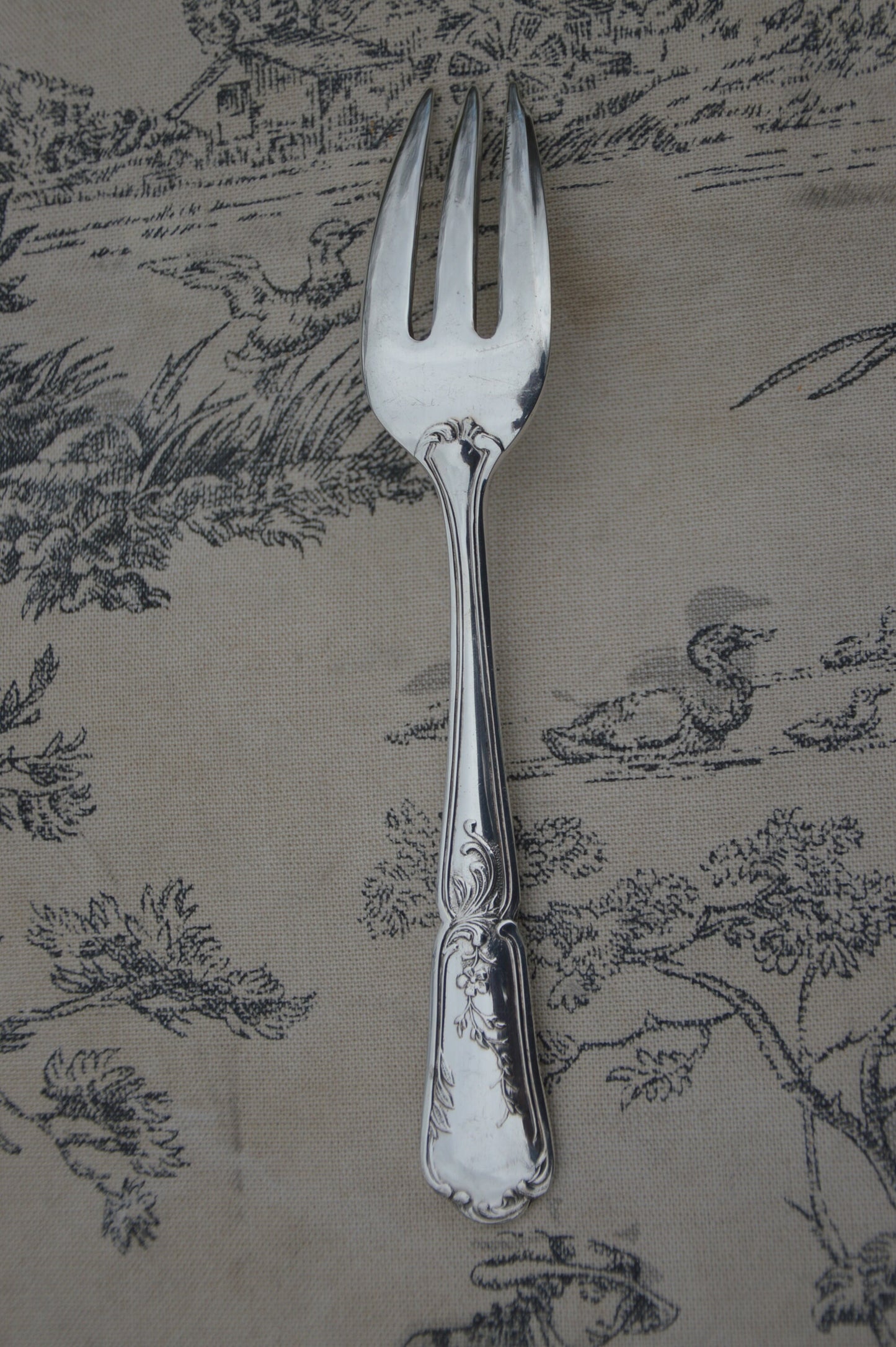 12 Cake Forks French Silver Plated Marked CB Vintage Cutlery Flatware Pudding Forks Dessert Forks Superb Condition