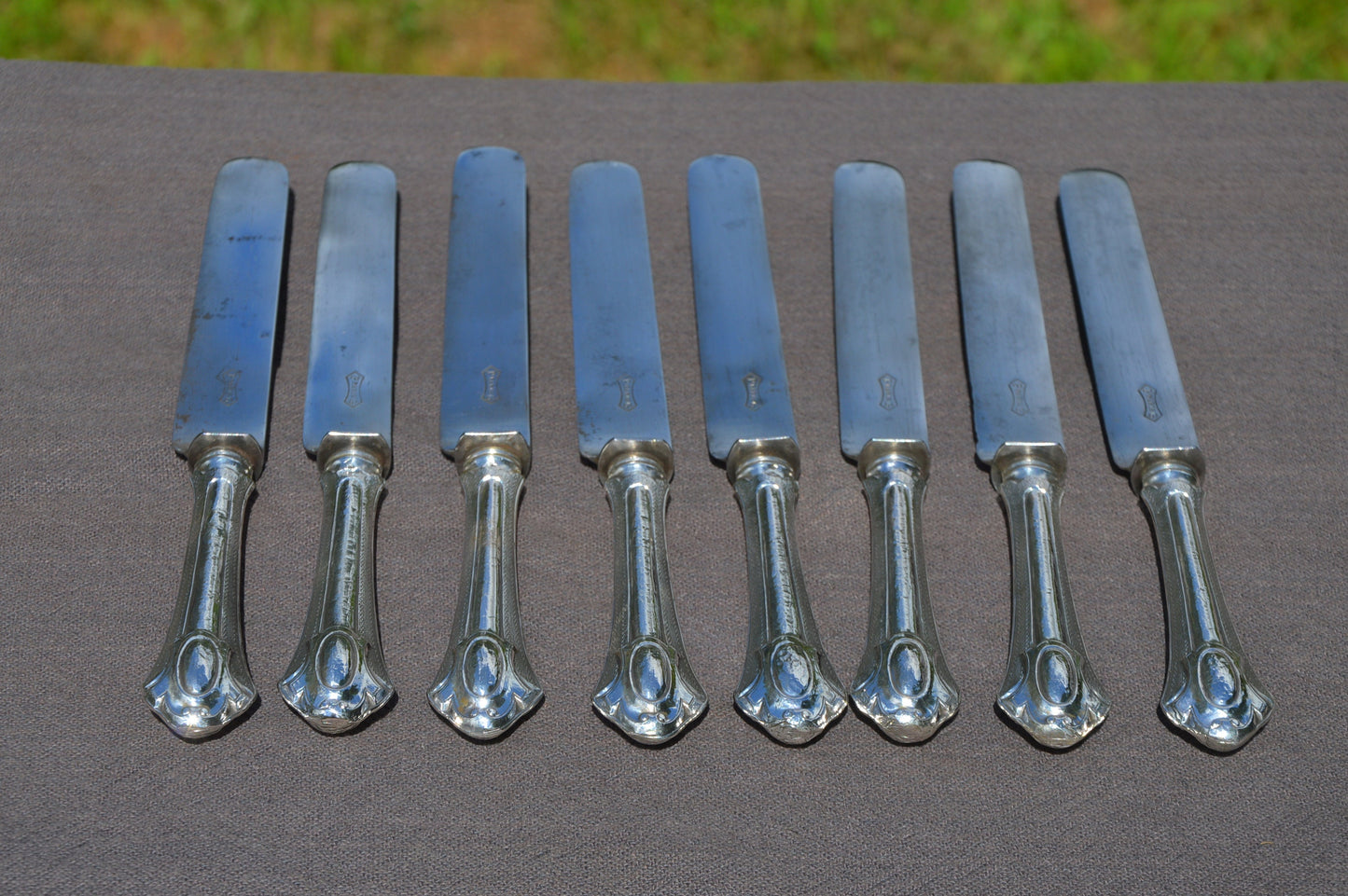 8 'Silver' Handled Knives Boxed French 'Silver' Worn Marks Antique Cutlery Flatware Knives Set of Eight Blades Paris G