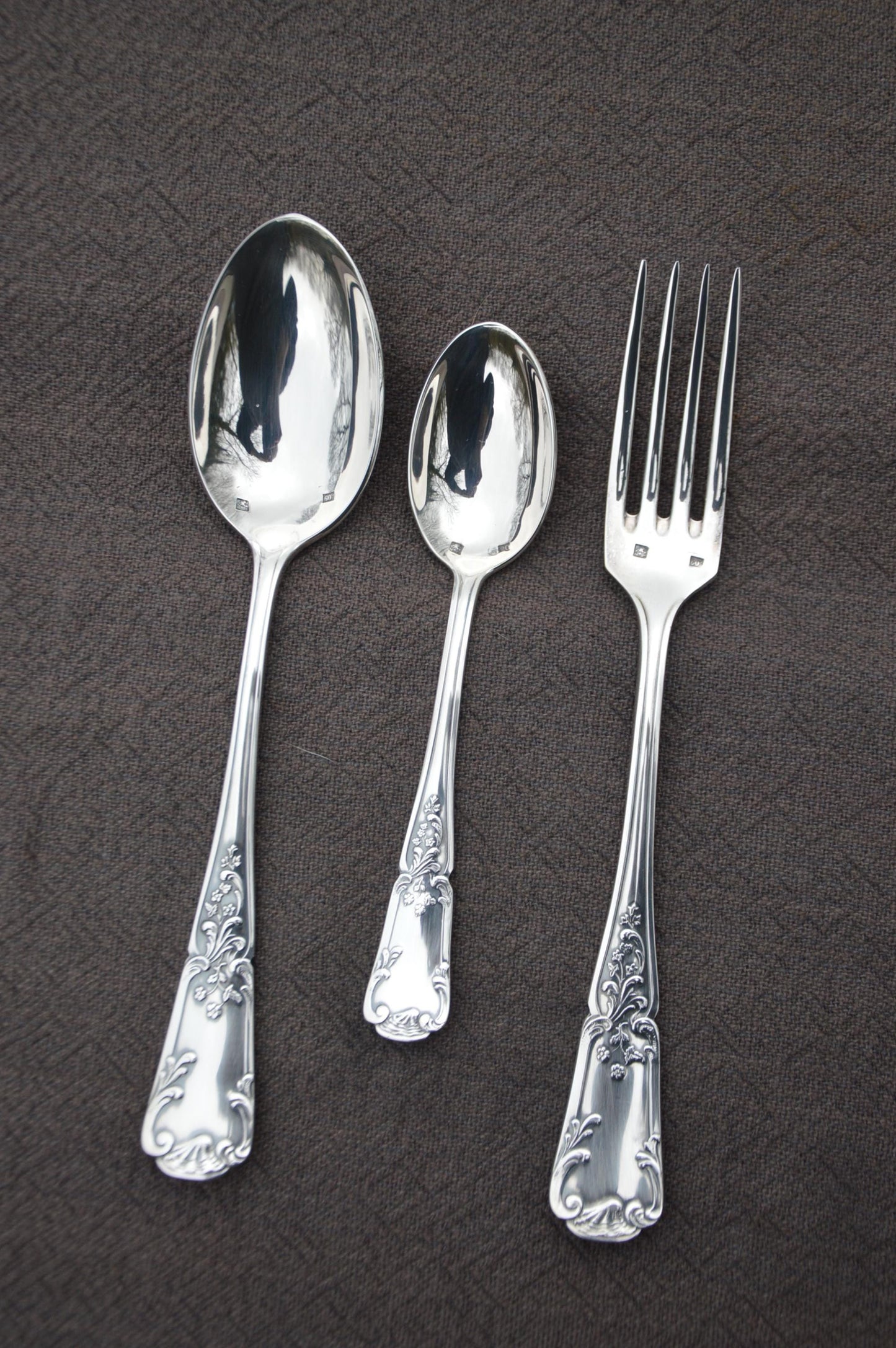 Cordonnier, Nicolas Dining Set Individual Box 3 Pieces Versailles Pattern Fork Spoon Teaspoon Fully Marked NC 60 Silver Plate
