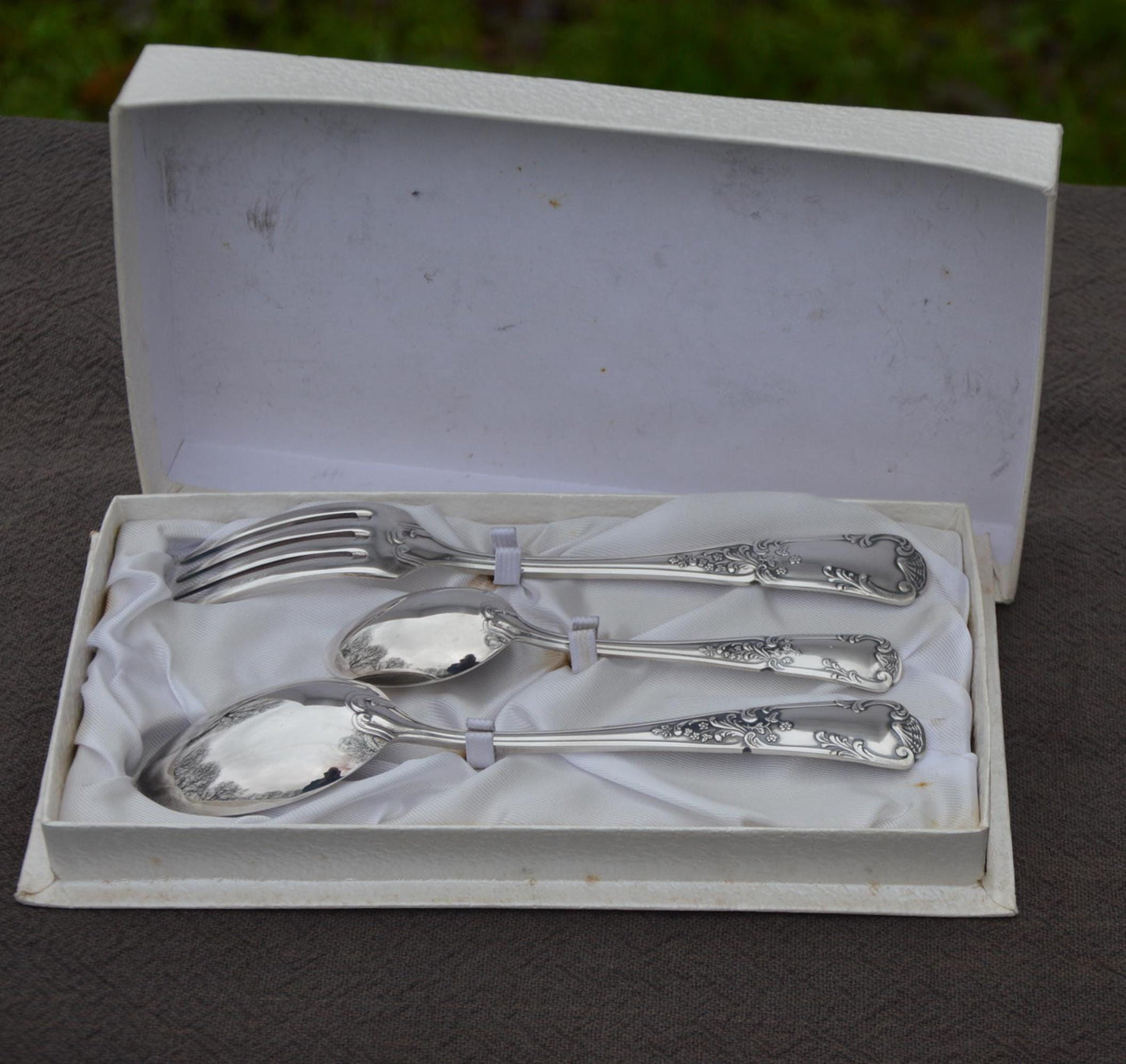 Cordonnier, Nicolas Dining Set Individual Box 3 Pieces Versailles Pattern Fork Spoon Teaspoon Fully Marked NC 60 Silver Plate