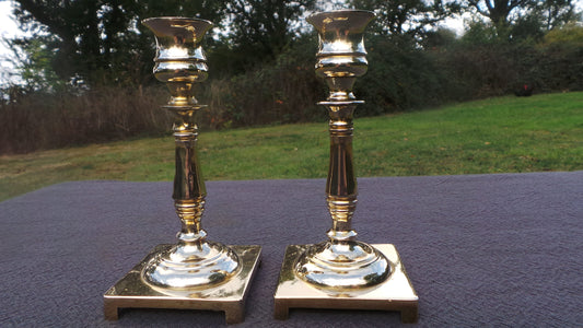 Petits bougeoirs anglais Superbe vintage Anglais Bronze Classique Paire Bougeoirs Lourd Fine Casting Bonne Qualité Poids