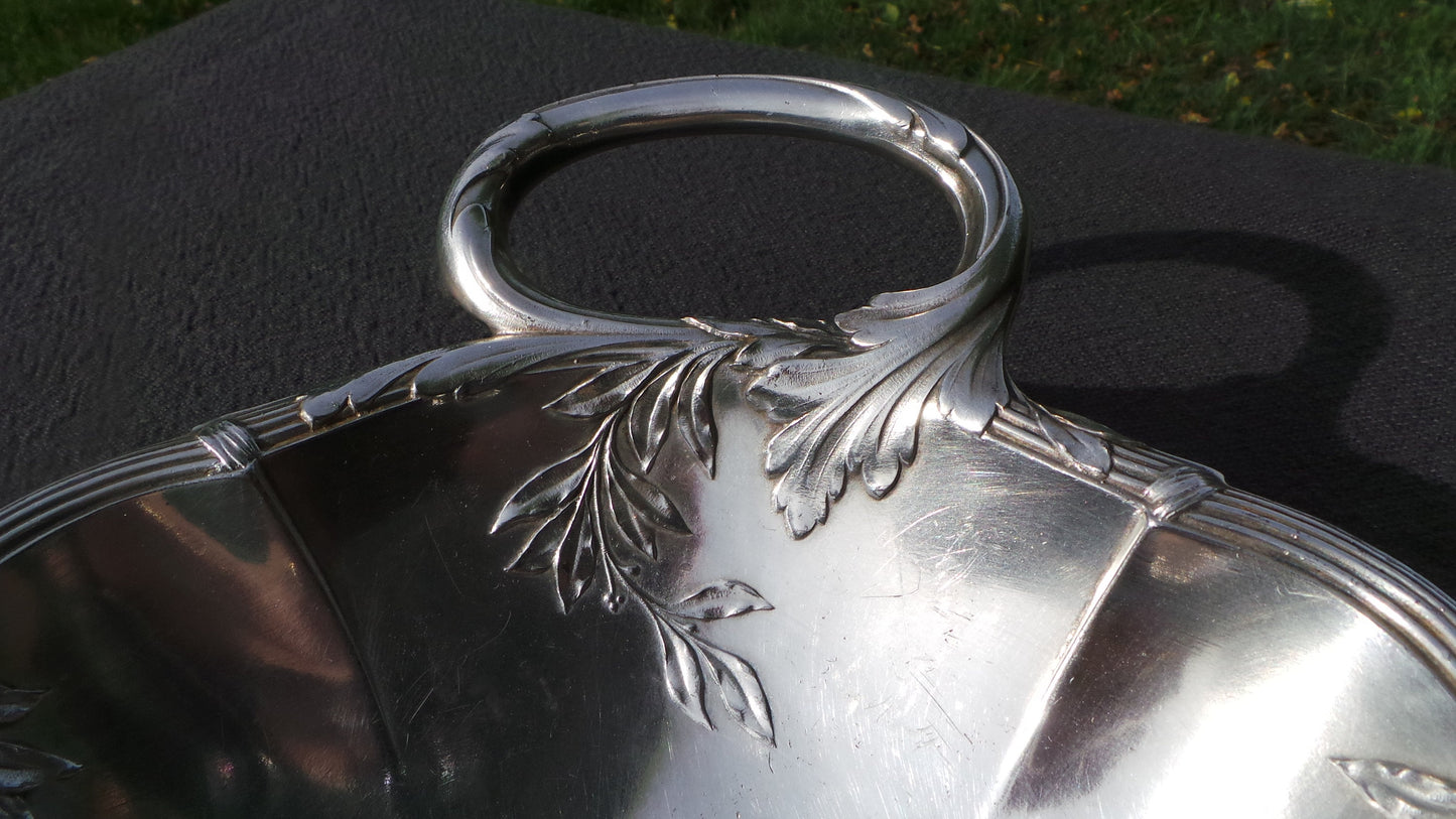 Gallia Vintage French Silver Plate Dish Fruit Bowl Gallia Orfevrerie 1908-1929 Alfenide Beautiful Design French Bowl Dish Silver Plated Bowl