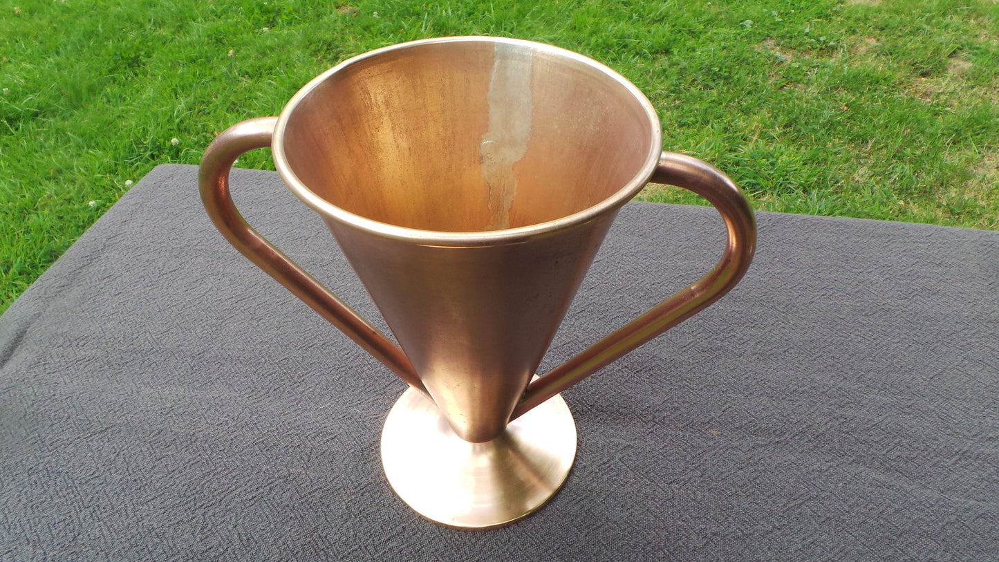 Antique Français Vase en cuivre massif Pot de fleur Pot Urne Seau Poignée en cuivre Totalement fait à la main Joints cousus PAS étanche à l’eau Vase solide lourd