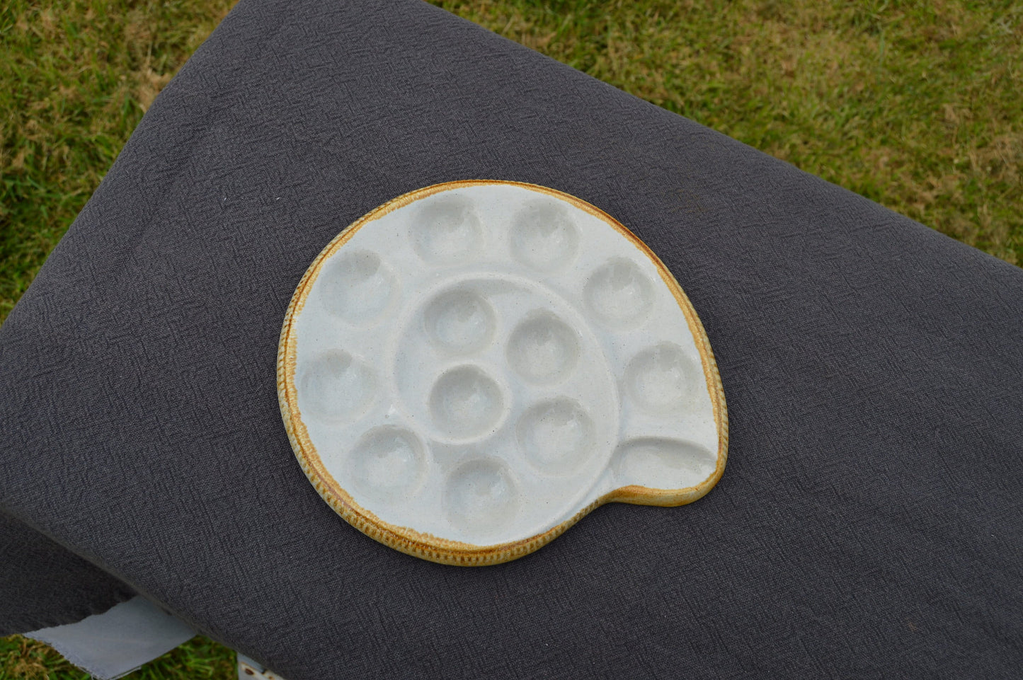 Vintage French St Clement Nancy Majolica Snail Shellfish Hors D'Oeuvres or Egg Plate Super Condtion - Made in France - 12 Places for Snails