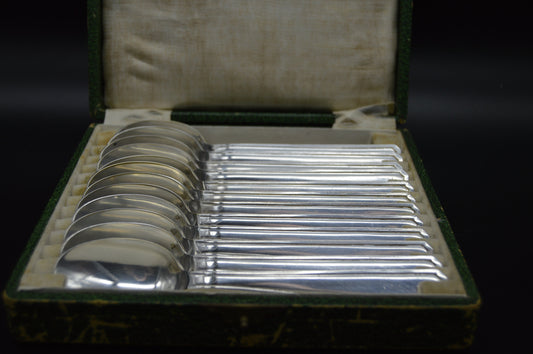 Elegant Teaspoons French Silver Plated Marked OM Boxed Antique Quality Cutlery Exquisite Flatware Tableware Polished Teaspoons Coffee Spoons