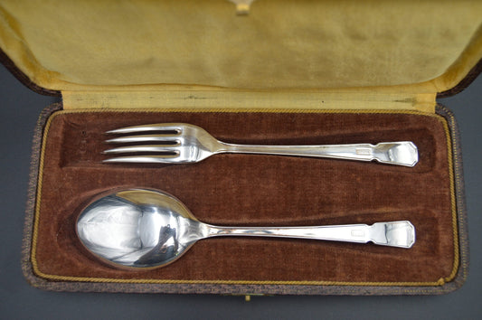 Serving Fork and Spoon Dupon D'Isigny Silver Plated 'Metaille Blanc' Boxed Fork and Spoon Marked Design Good Condition Box Worn