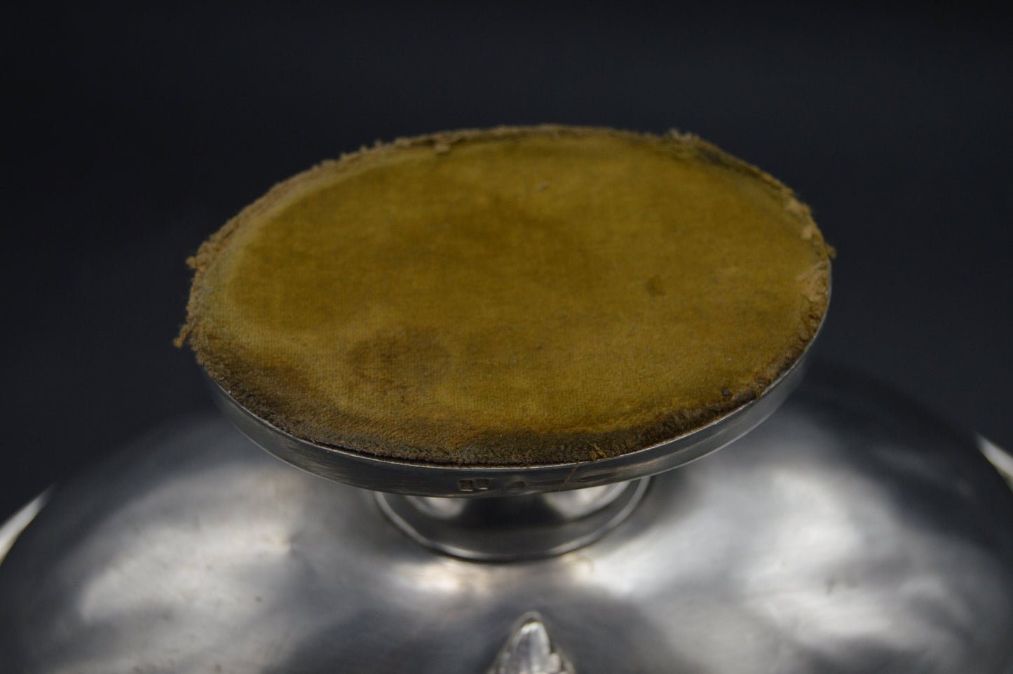 Plaqué argent 'Métaille Blanc' Tazza Bonbon Dish Sauce Boat Serving Dish Real Luxury Made by Armand Fresnais 1877-1927 Paris Wear