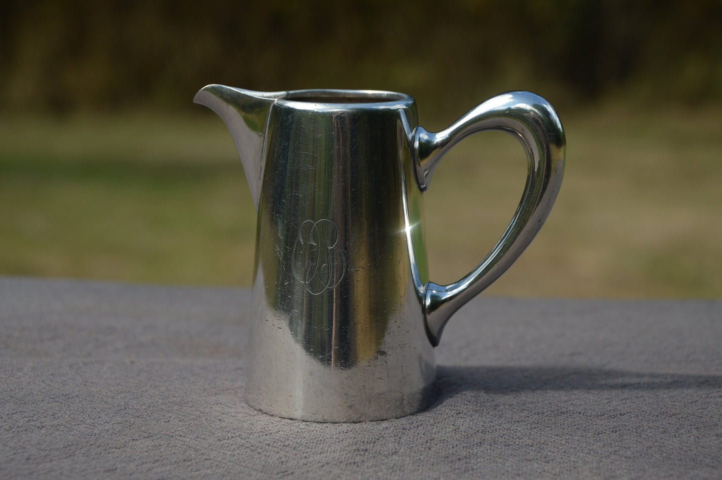 Alfenide Creamer Cream Jug pichet de crème 'Métaille Blanc' - Real Luxury Alfenide (Christofle) Chèvre et Alfenide entièrement marqués 1888-1931