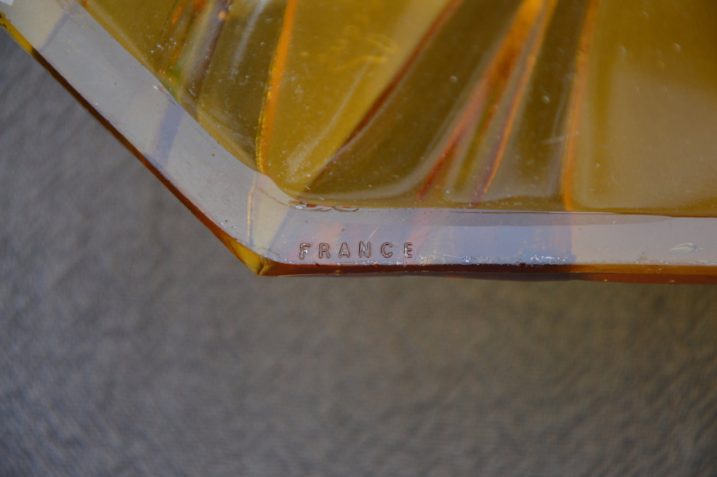 Degue DAVID GUERON Art Deco Glass Light Caramel Yellow Plafonnier Opalescent Glass Lampshade Light Shade Original Art Deco Bruise