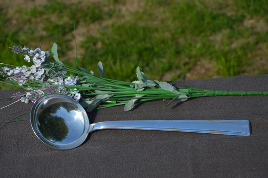Ercuis French Vintage Silver Plate Ladle Makers Mark Beautiful Example Metaille Blanc Super Quality Silver Plate Spoon
