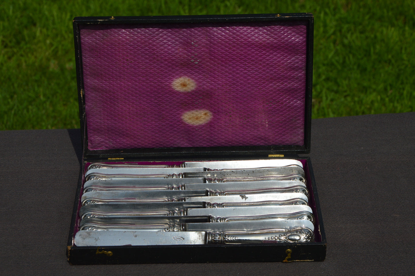 12 Knives Boxed French Silver Plated Unmarked Antique Made in France Cutlery Flatware Knife French Tableware Superb Condition Boxed Ecusson
