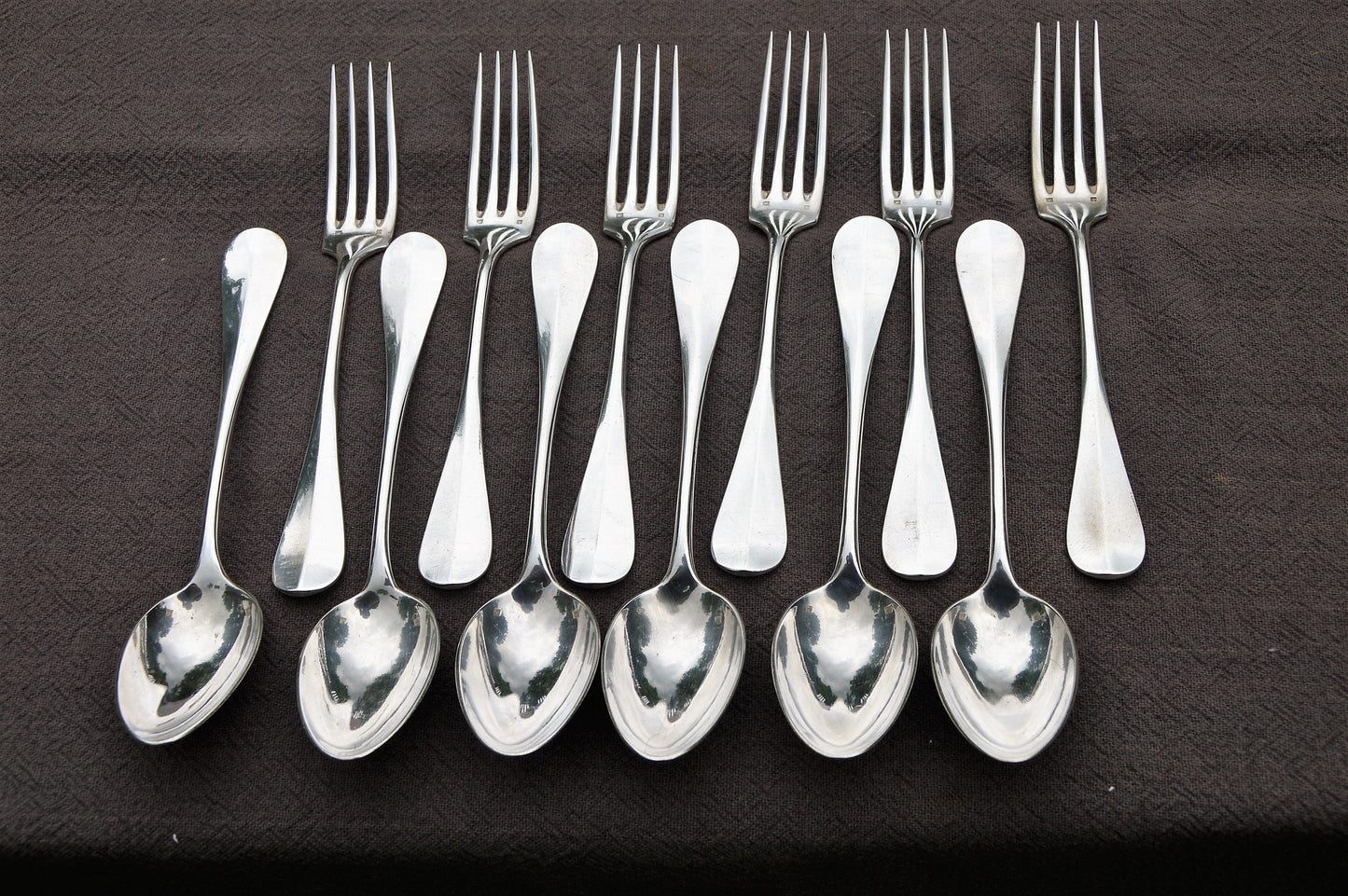 Alfenide 6 fourchettes et 6 cuillères en boîte Entremets/Dessert Français Argent Plaqué Marqué Alfenide Cutlery Flatware 1881-1931 5101 Baguette Pattern